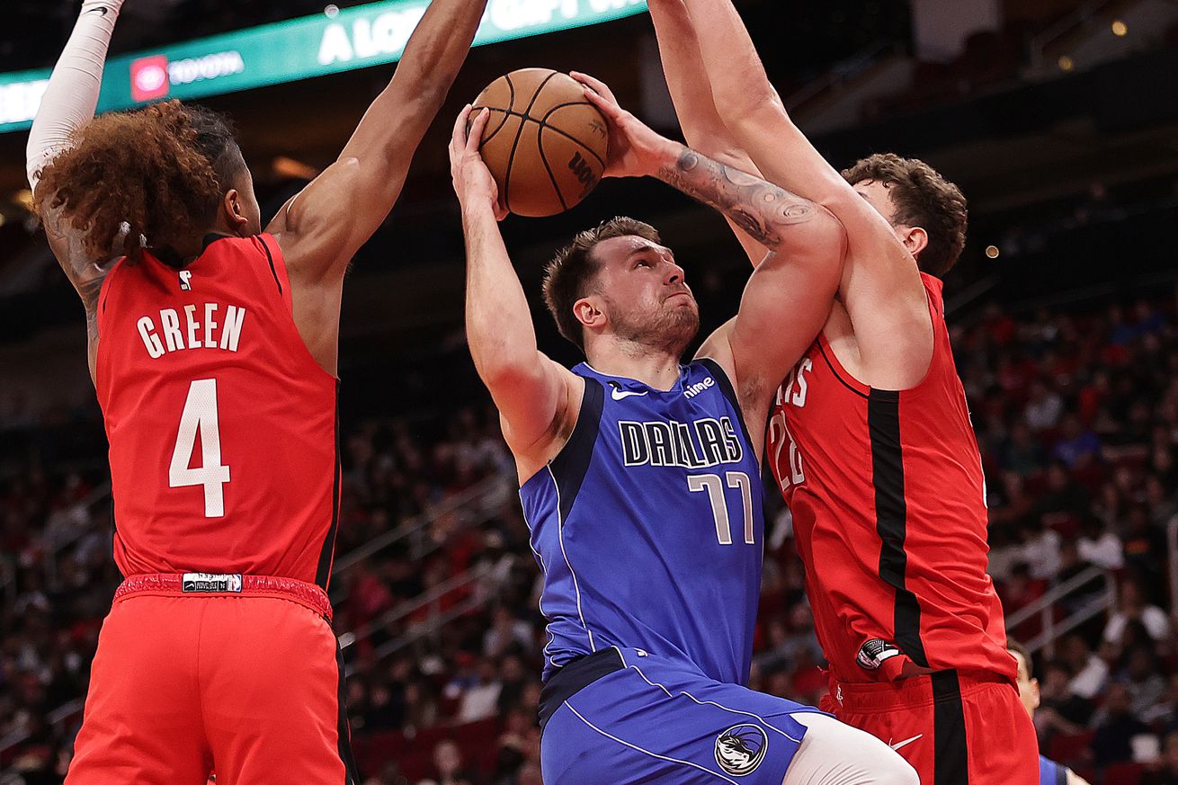 Dallas Mavericks v Houston Rockets