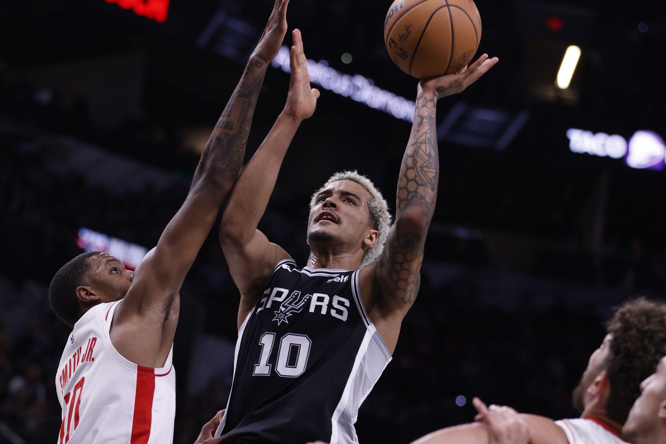 Houston Rockets v San Antonio Spurs