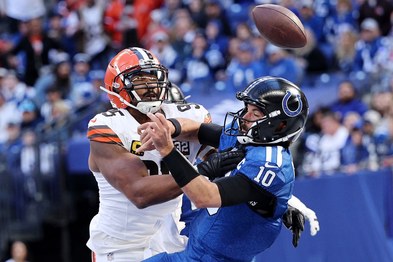 Cleveland Browns v Indianapolis Colts
