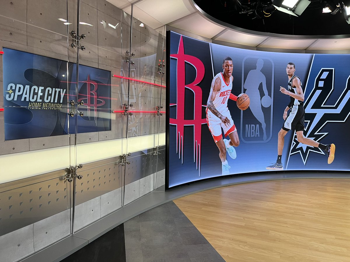 https://www.houstonsports.today/wp-content/uploads/2023/10/F9e5eAAXQAAOB8X.jpg