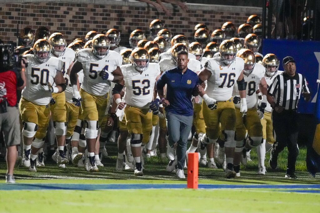 Fighting Irish vs USC Trojans