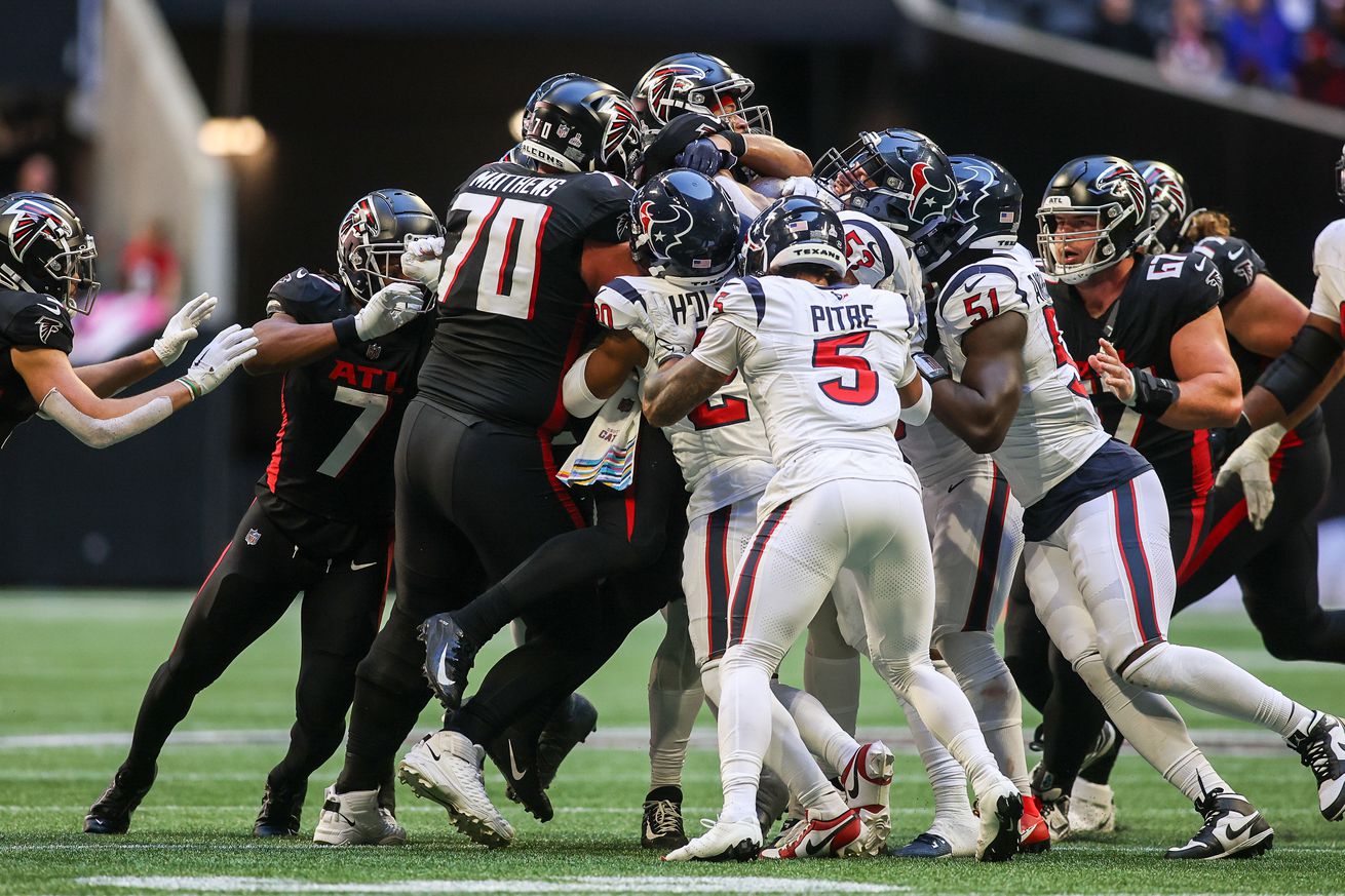 NFL: Houston Texans at Atlanta Falcons