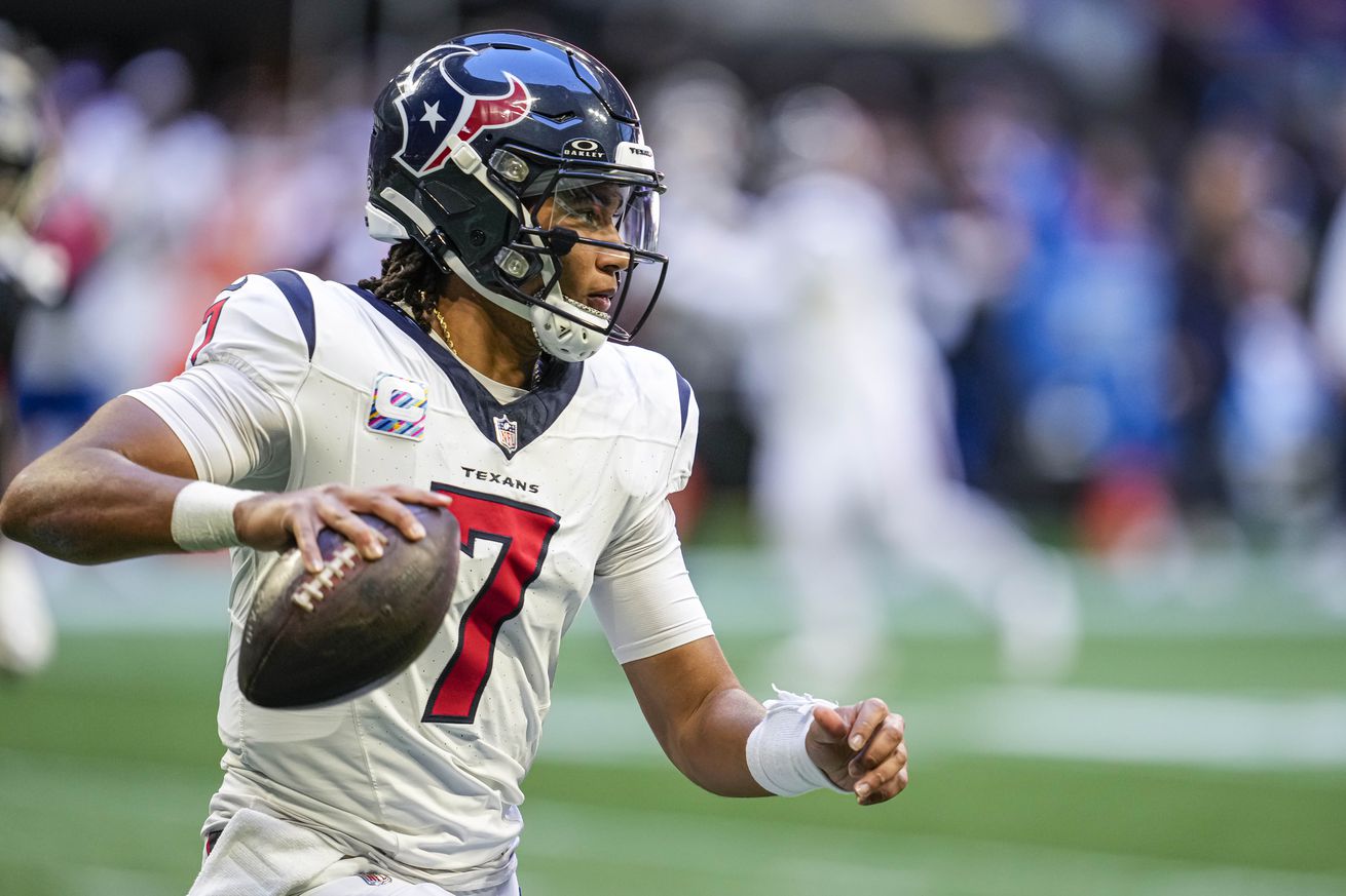 NFL: Houston Texans at Atlanta Falcons