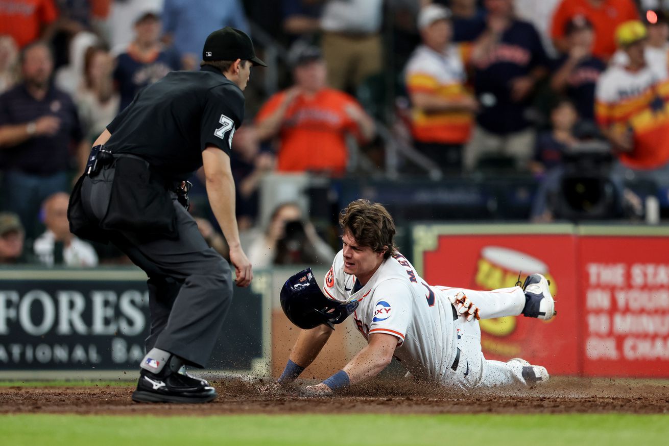 Los Angeles Angels v Houston Astros