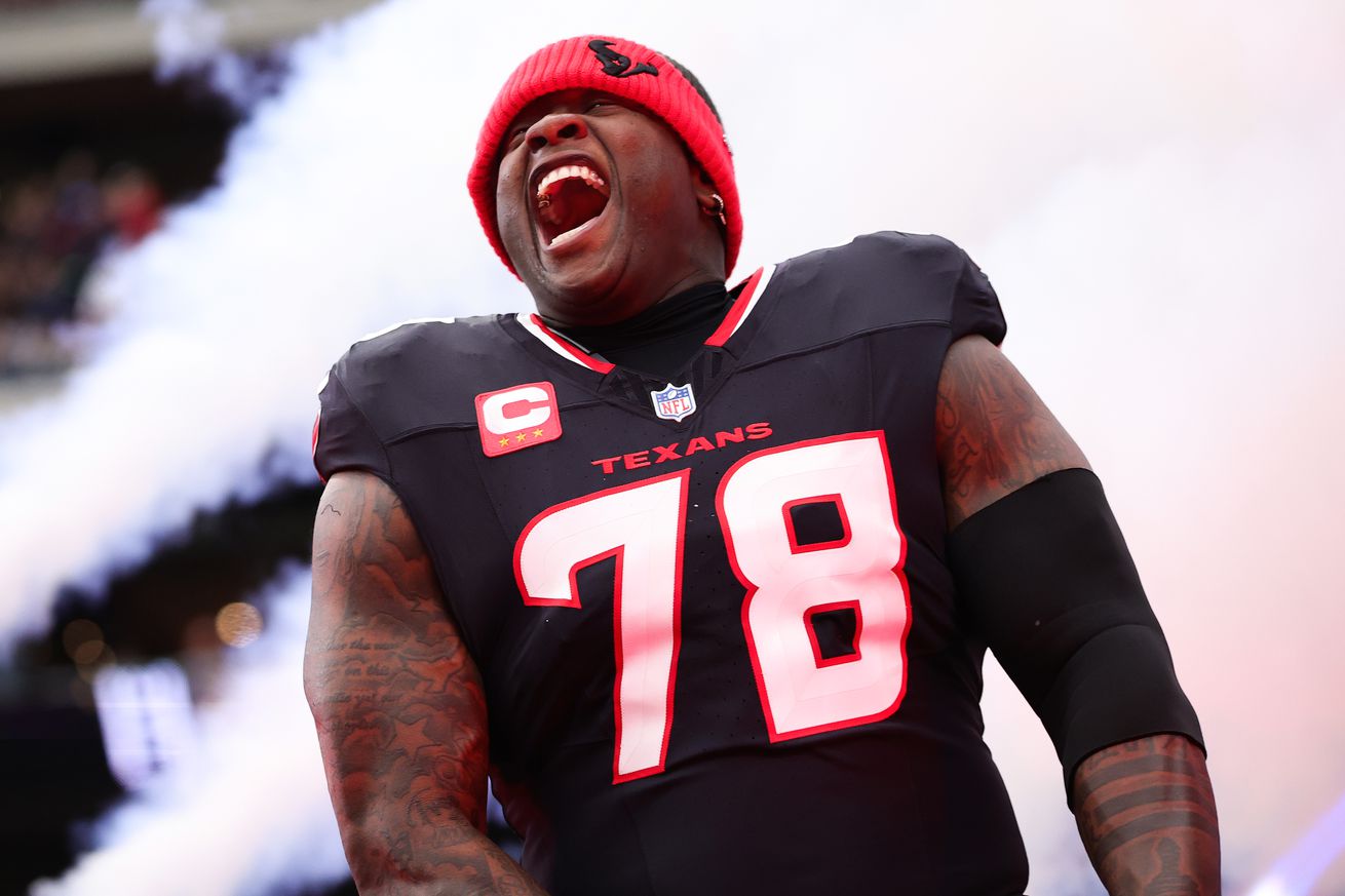 AFC Wild Card Playoffs: Los Angeles Chargers v Houston Texans