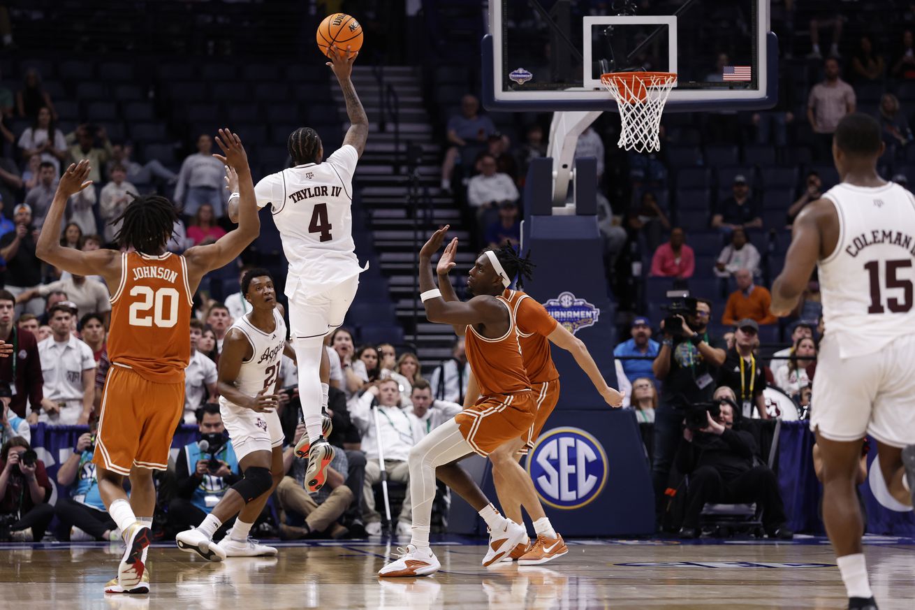 COLLEGE BASKETBALL: MAR 13 SEC Championship - Texas vs Texas A&M