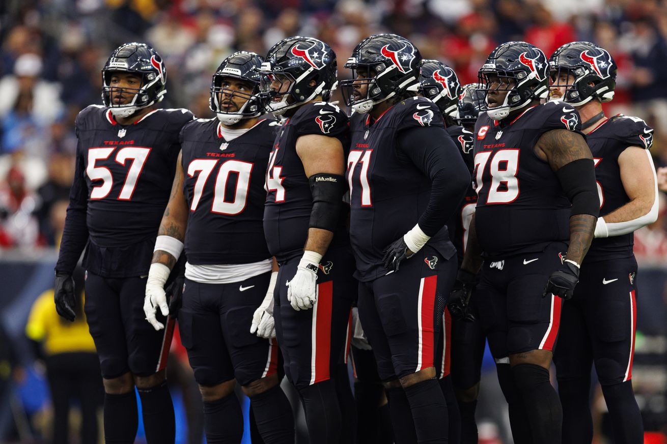 AFC Wild Card Playoffs: Los Angeles Chargers v Houston Texans