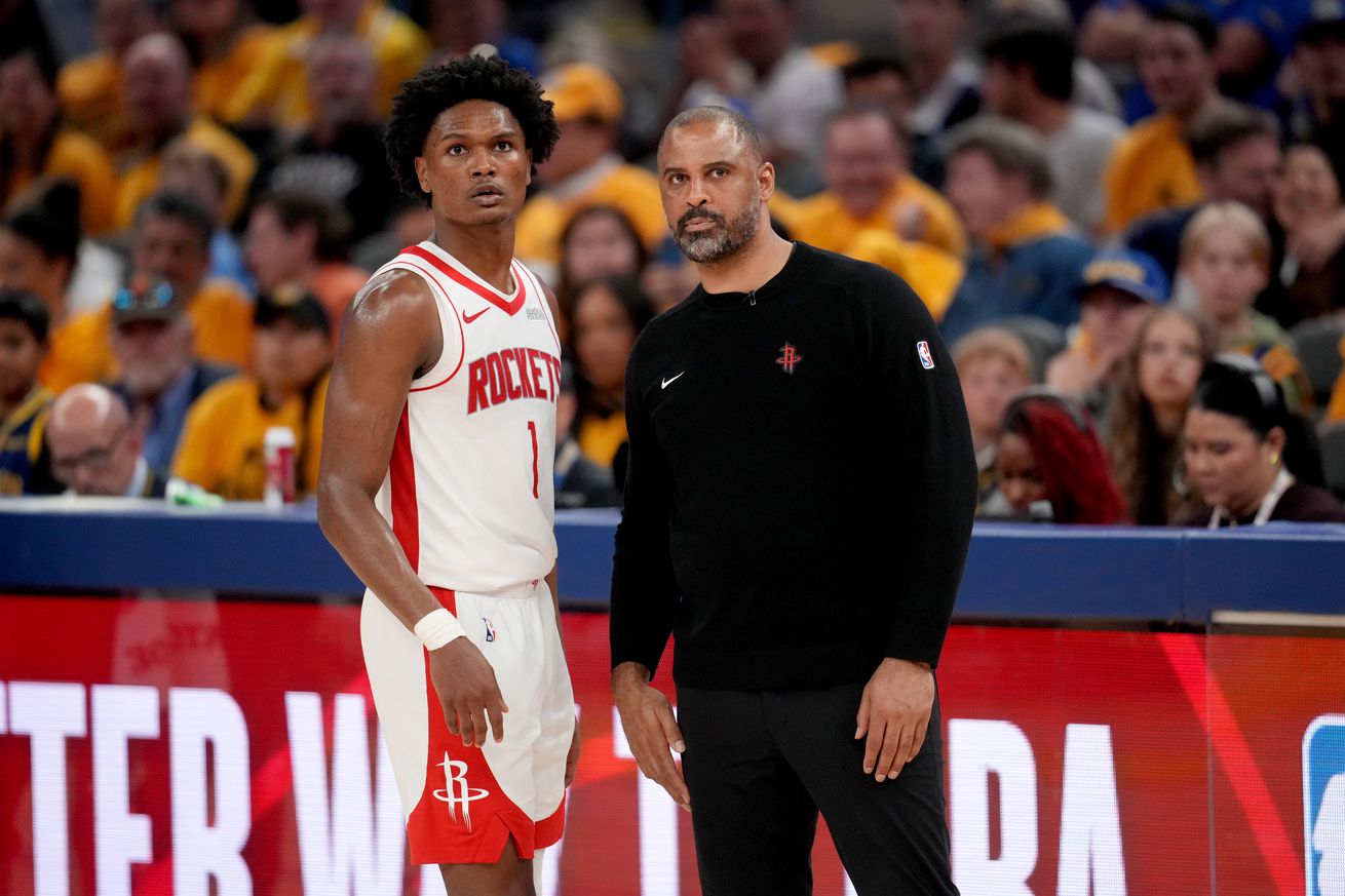 NBA: Playoffs-Houston Rockets at Golden State Warriors