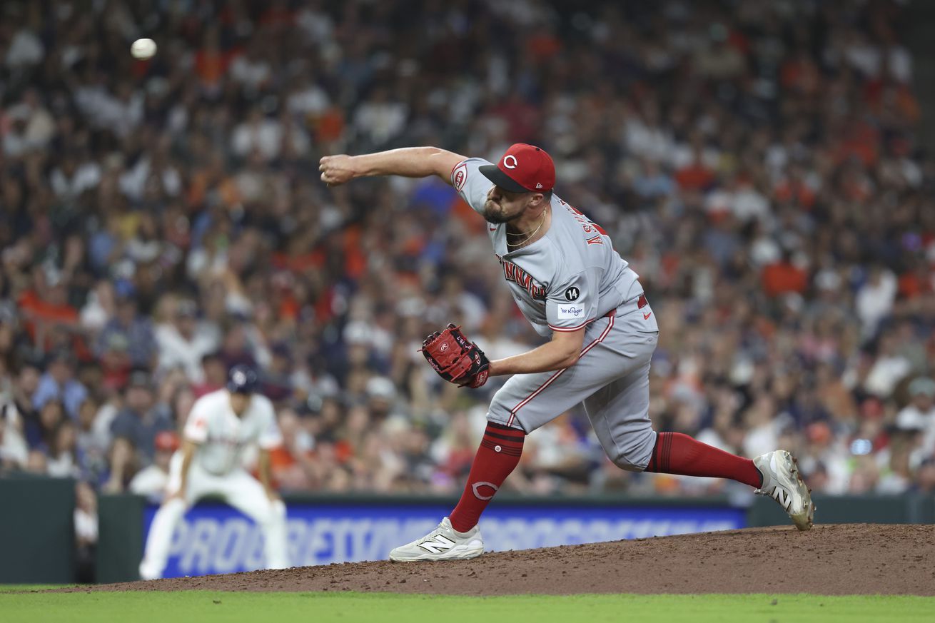 MLB: Cincinnati Reds at Houston Astros