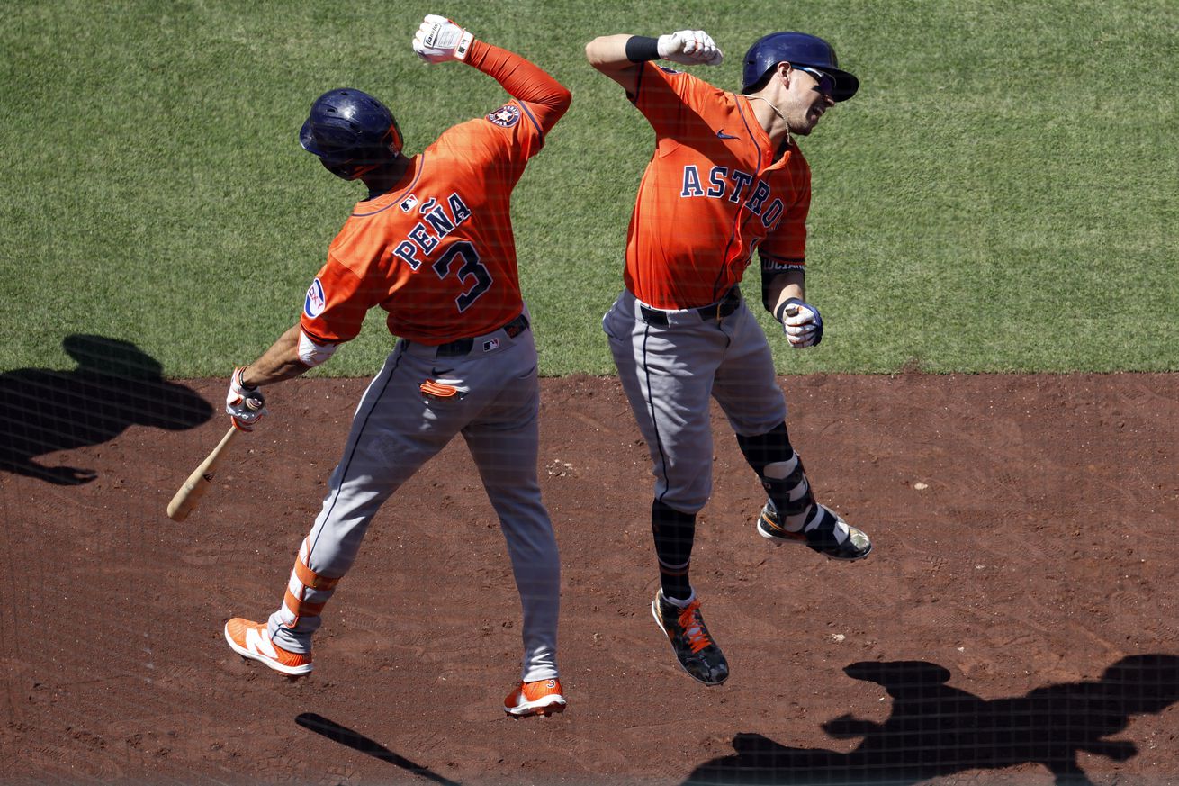 Houston Astros v Los Angeles Angels
