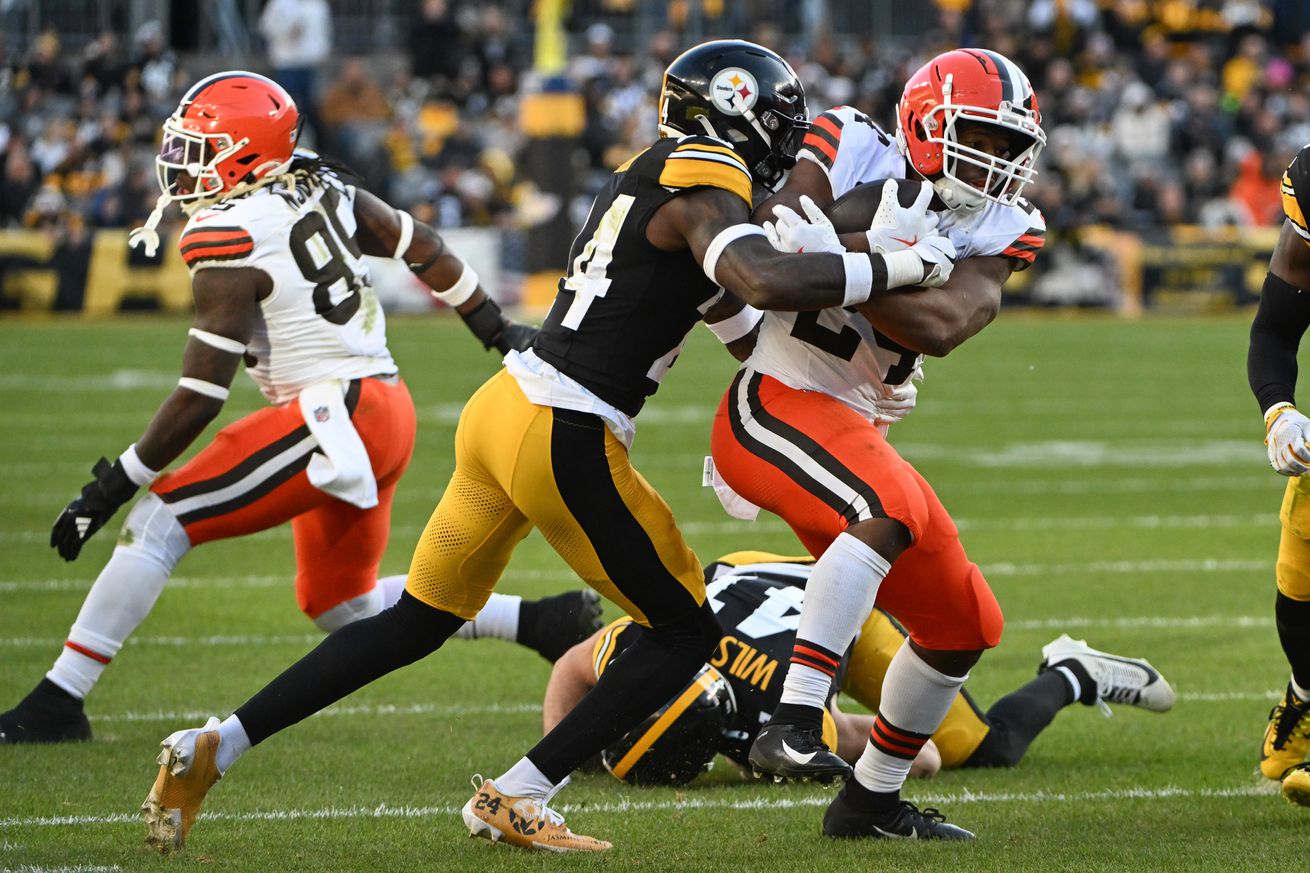NFL: Cleveland Browns at Pittsburgh Steelers
