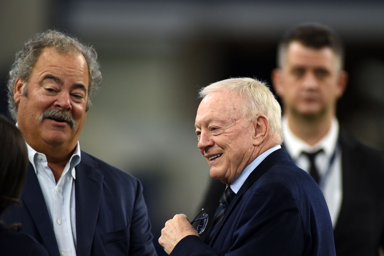 NFL: DEC 11 Texans at Cowboys