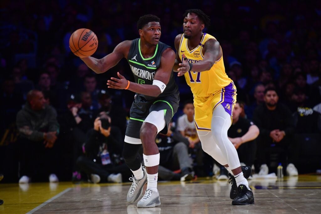 The Houston Rockets sign Dorian Finney-Smith to a four-year, $53-million contract